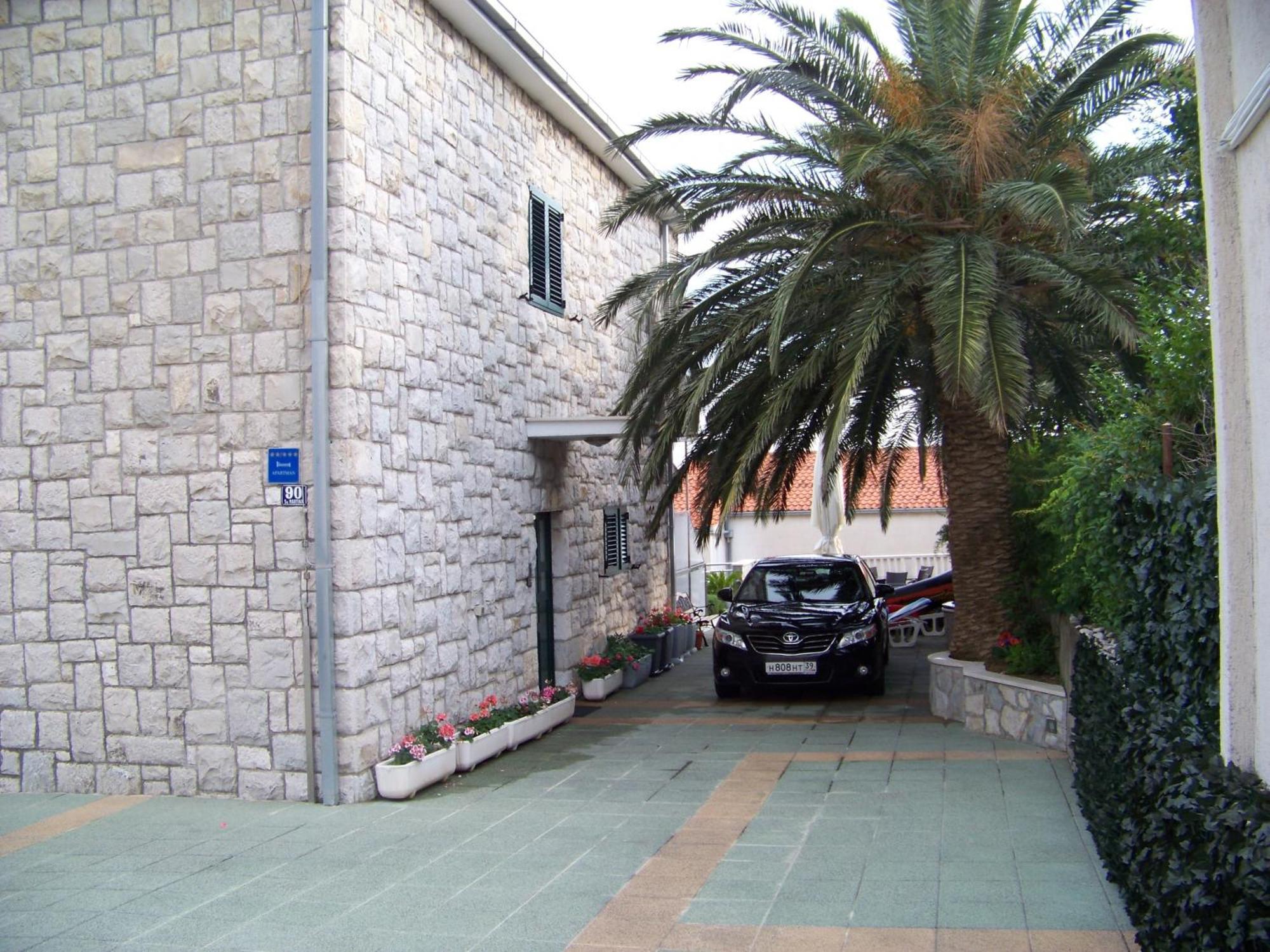 Apartments Bozikovic Ποντστράνα Εξωτερικό φωτογραφία