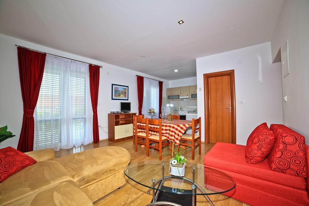 Apartments Bozikovic Ποντστράνα Εξωτερικό φωτογραφία